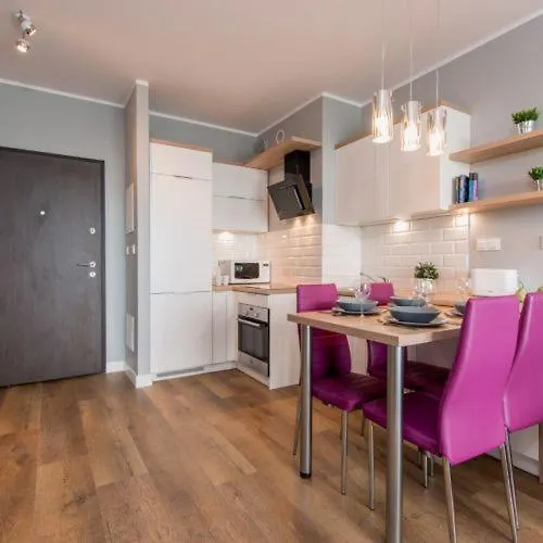 P&O Apartments Expo XXI - At 12B Ordona Street Warszawa
